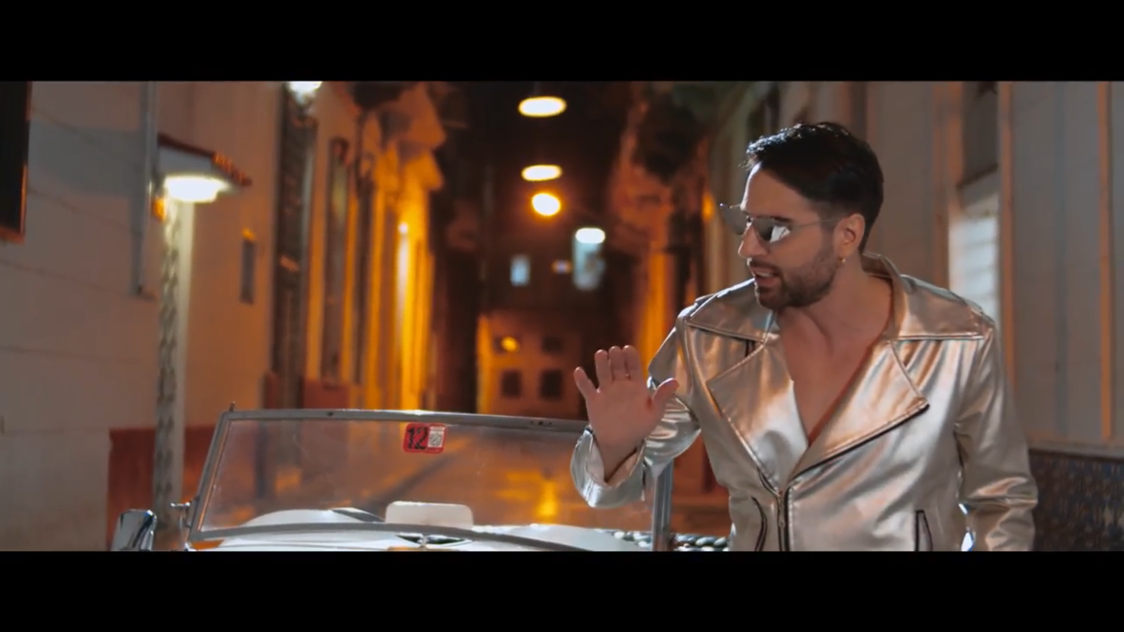 Carica il video: Stefano D - Noche Prohibida